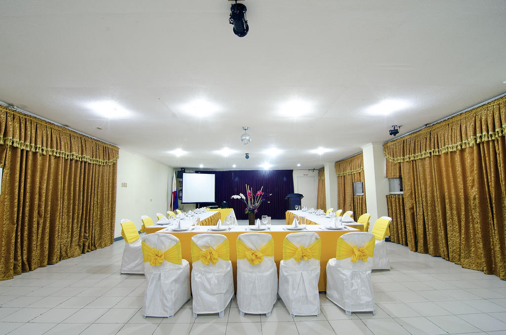 Asia Stars Hotel Tacloban Exteriör bild